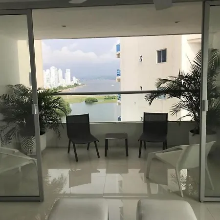 3tc16 Near The Sea With Pool Apartamento *
